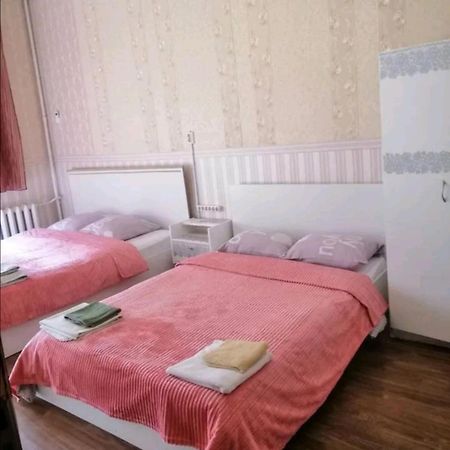 דירות אודסה Ланжероновская Угол Дерибасовская מראה חיצוני תמונה